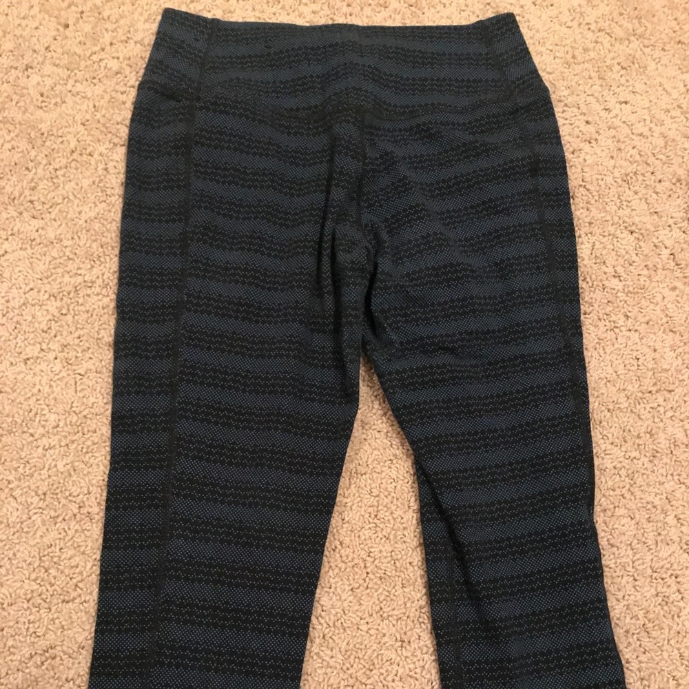 Nike workout pants - Picture 2 of 2